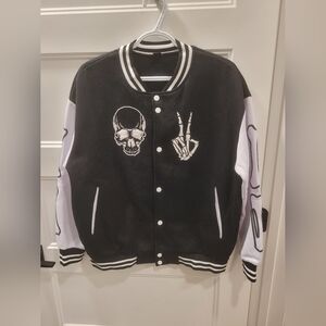 Shein Halloween vest black and White with pockets skeleton style Small